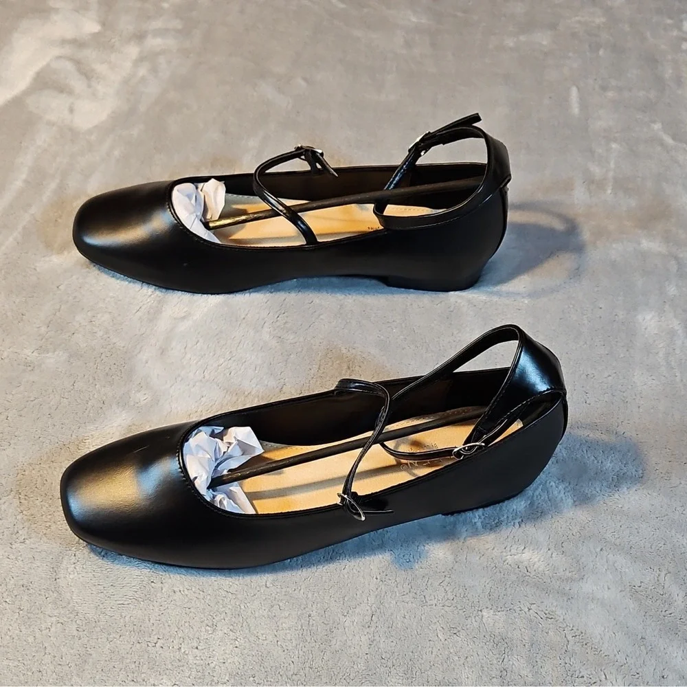 DDK Black Synthetic Mary Jane Wedge Heel Ankle Strap Round Toe Buckle Size 8